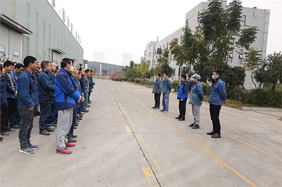 麦克威排烟天窗生产之星