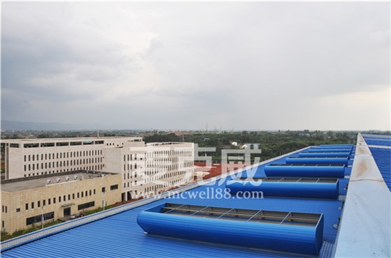 屋面顺坡采光通风天窗报价