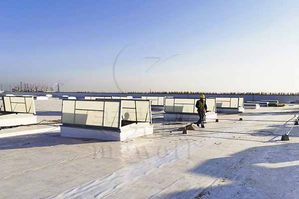 上开式电动采光排烟天窗