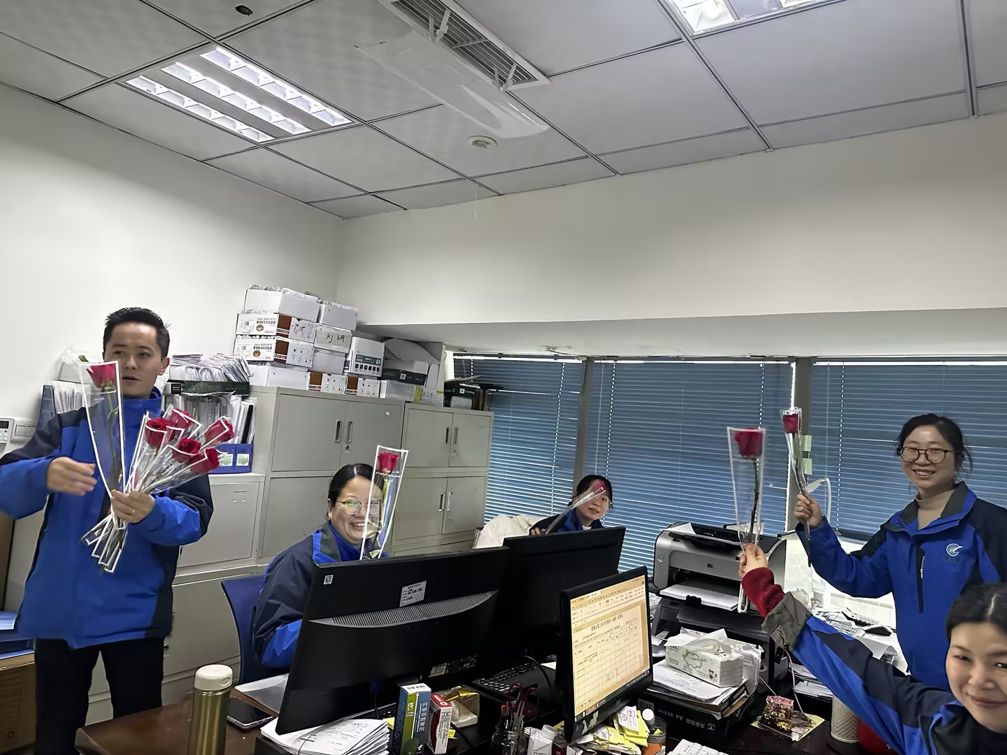 麦克威2025年三八妇女节