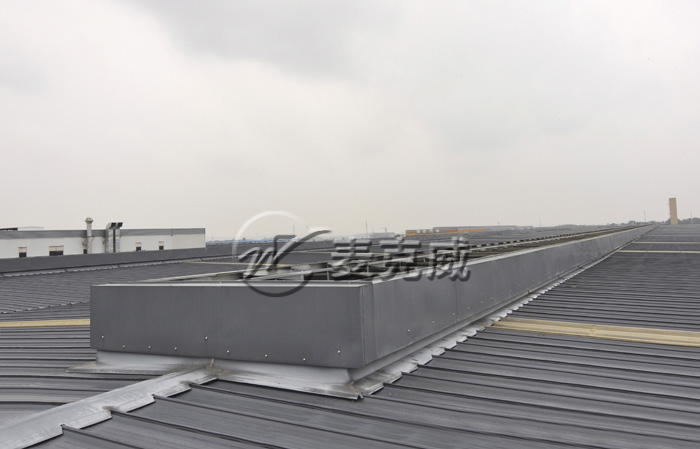 屋脊通风气楼（间隔风道式）