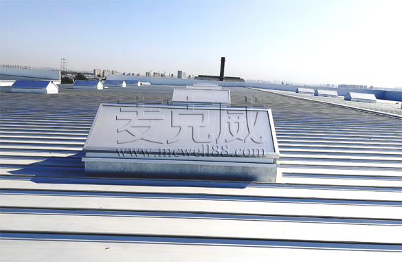 三角形电动排烟天窗